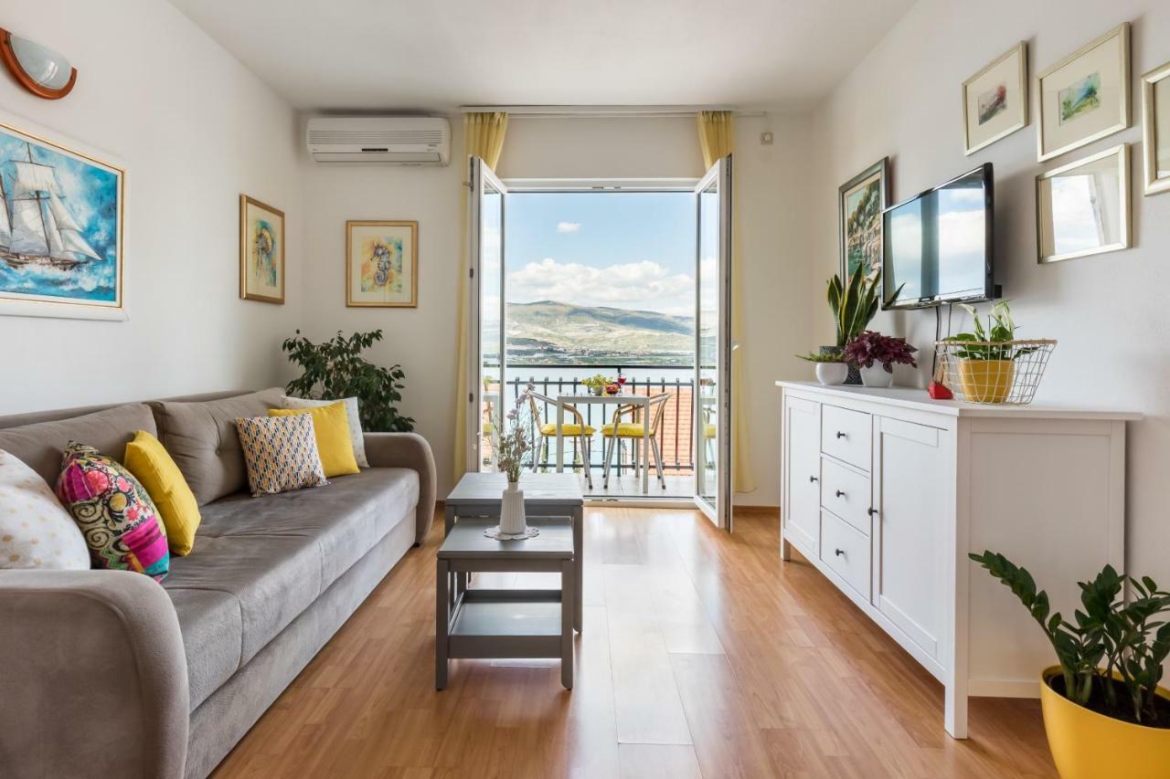 Apartments Rogulj Trogir Ngoại thất bức ảnh