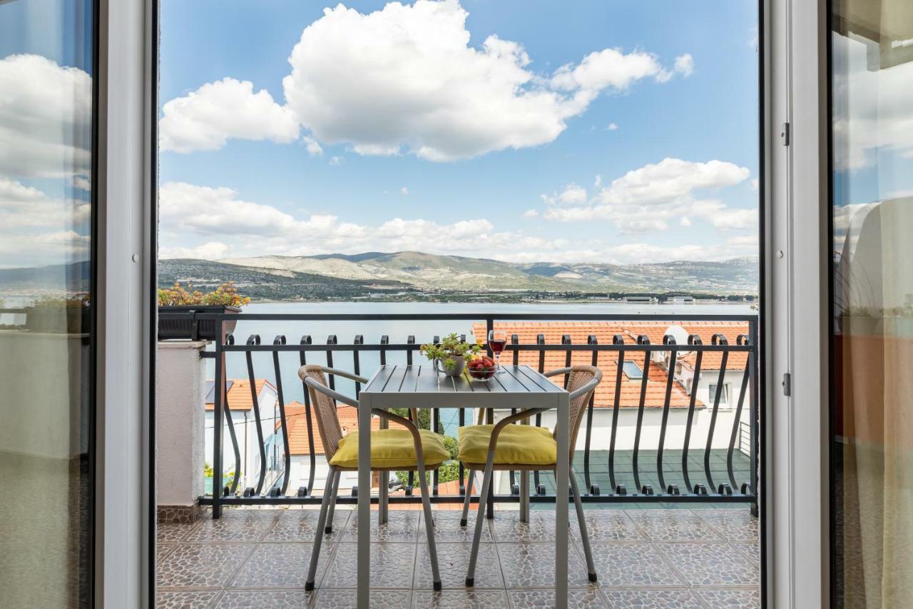 Apartments Rogulj Trogir Ngoại thất bức ảnh