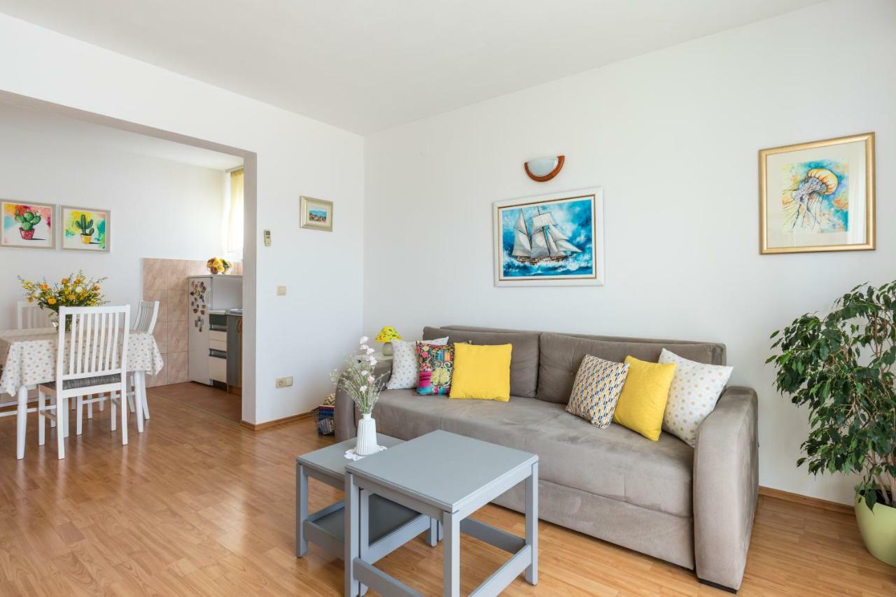 Apartments Rogulj Trogir Ngoại thất bức ảnh