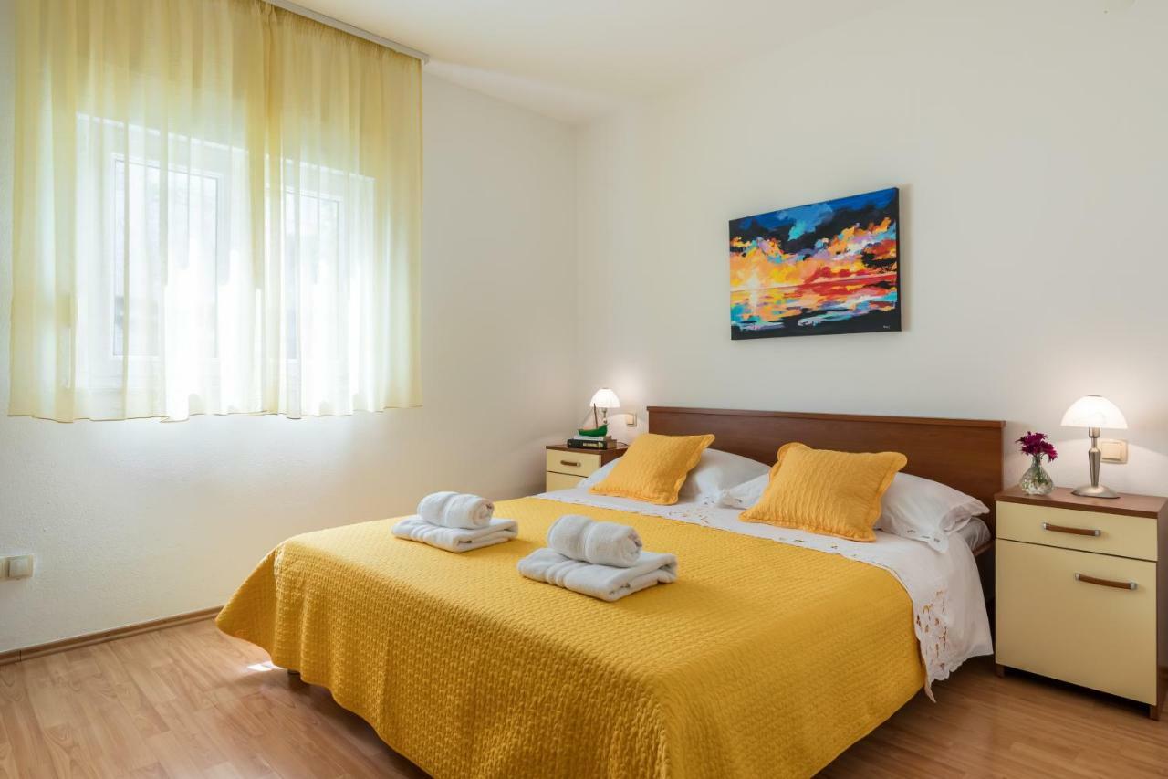 Apartments Rogulj Trogir Ngoại thất bức ảnh