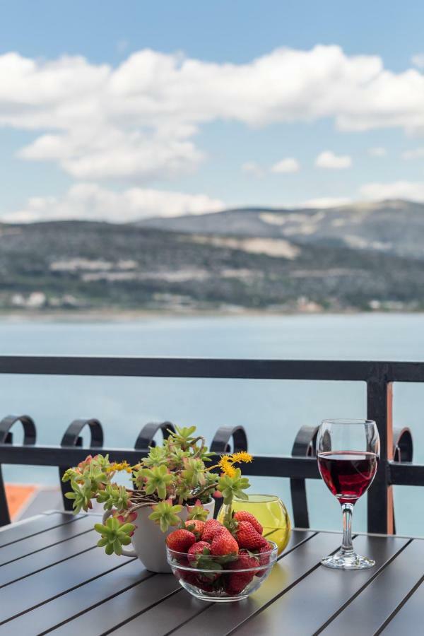 Apartments Rogulj Trogir Ngoại thất bức ảnh
